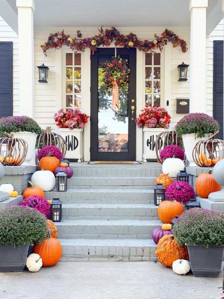 15 Fall Porch Decorating Ideas With Pumpkins Your Neighbors Will Notice