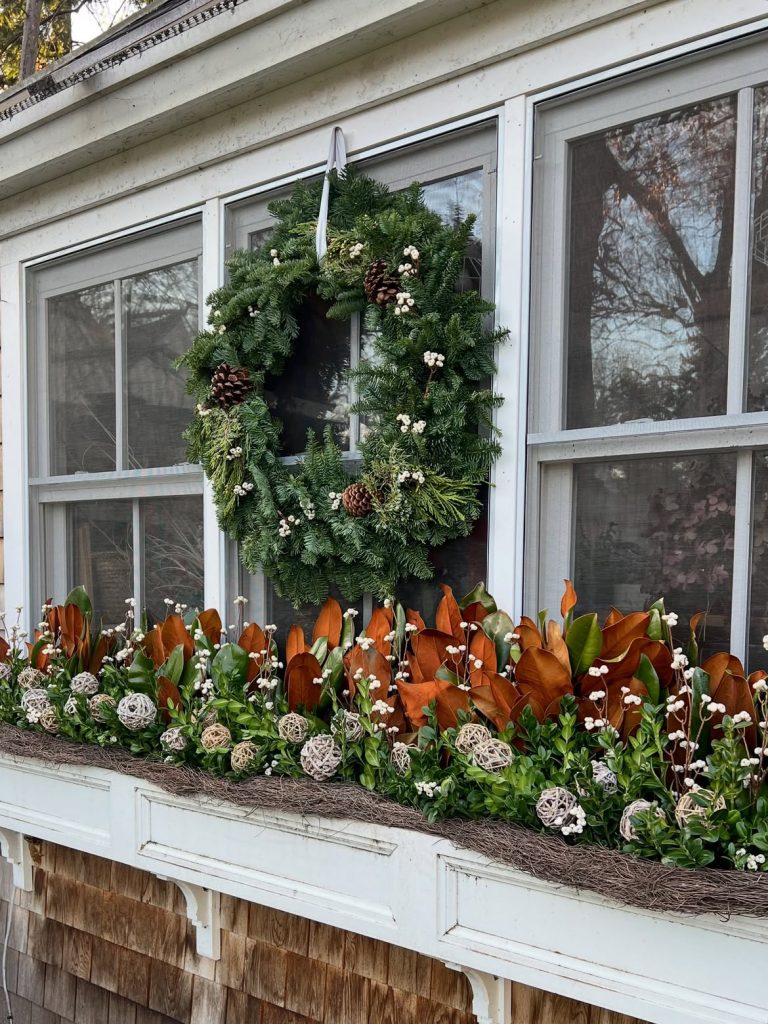 15 Winter Window Boxes That Make Your Home Look Cozy From the Street